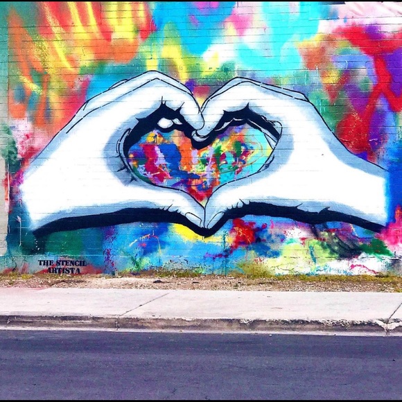 Meet your Posher, Julie - Picture 1 of 1